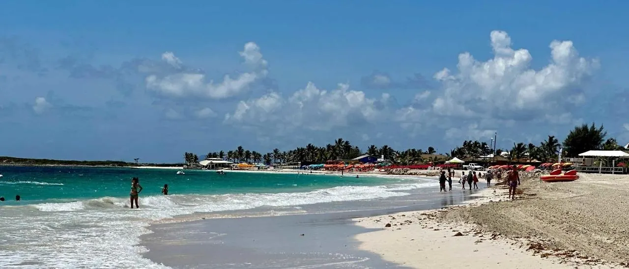 Classy 2-Bedroom With Pool And Beach Orient Bay Quarter of Orleans