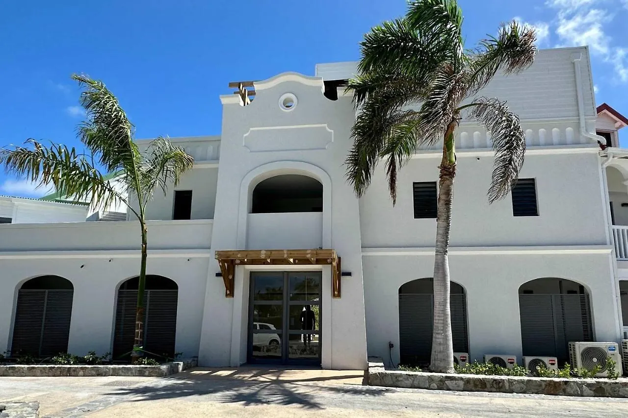 Classy 2-Bedroom With Pool And Beach Orient Bay Quarter of Orleans