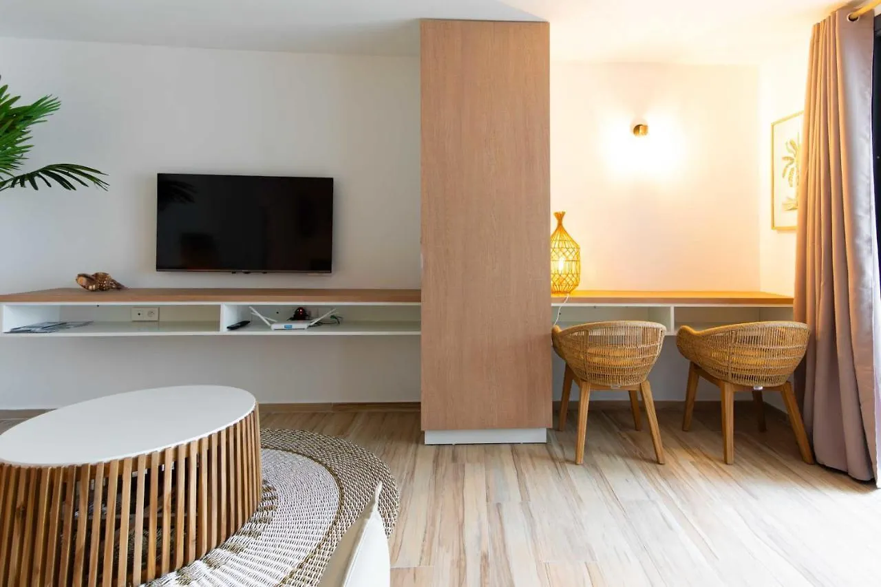 Apartmán Classy 2-Bedroom With Pool And Beach Orient Bay Quarter of Orleans Svatý Martin